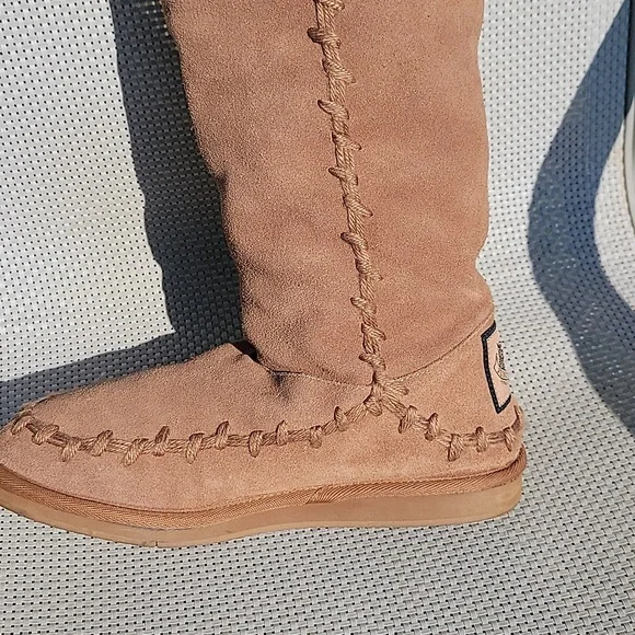 JUICY COUTURE SUEDE BOOTS - Picture 7 of 10